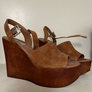 Steve Madden Wedges Size 5.5